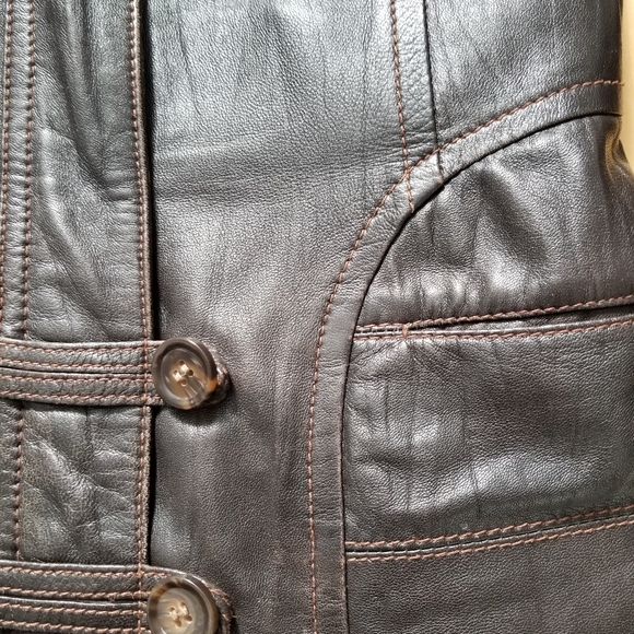 Danier XXS brown leather jacket - Picture 2 of 3